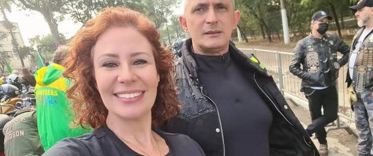 Coronel Aginaldo, marido de Carla Zambelli, é exonerado do cargo de secretário de segurança em Caucaia