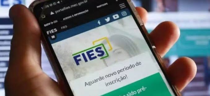 Inscrições para o Fies terminam nesta sexta-feira. Ceará tem mais de cinco mil vagas