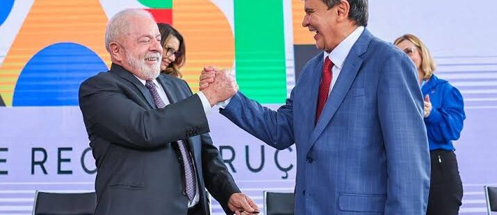 Lula celebra saída de quase 1 milhão de famílias do programa Bolsa Família motivada pelo aumento da renda familiar