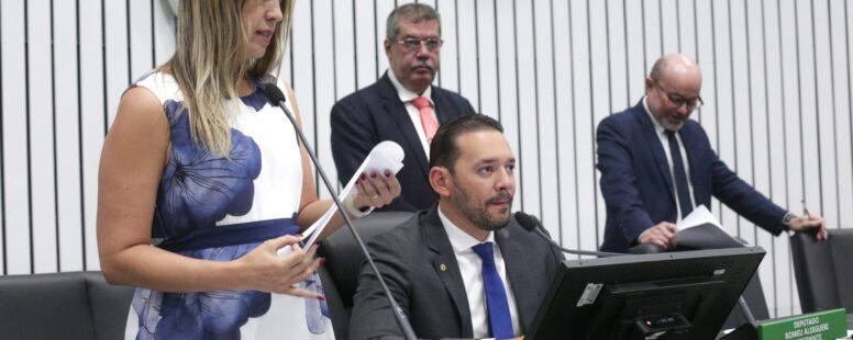 Deputados estaduais aprovam ações para proteger economia cearense de tarifas impostas pelos EUA