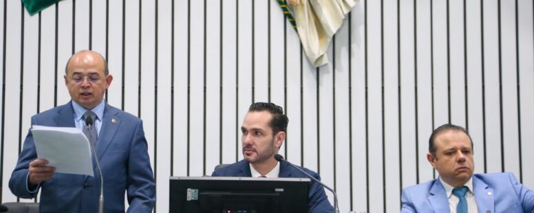 Deputado Cláudio Pinho busca assinaturas para “PEC da Desblindagem” na Assembleia Legislativa a fim de reduzir imunidade parlamentar no Ceará