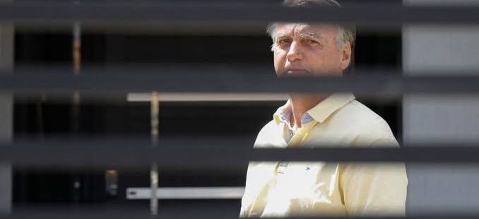 Cúpula militar descarta prisão de Bolsonaro em quartel e destino do ex-presidente pode ser a Penitenciária da Papuda