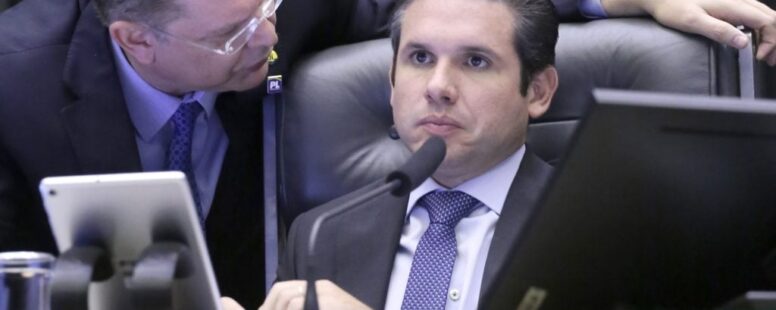 Atos pelo País no próximo domingo vão protestar contra a PEC da Blindagem aprovada por deputados federais na Câmara. Projeto ainda precisa de aval do Senado Federal e já é questionado no STF