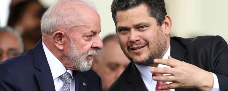 Presidente do Senado, Davi Alcolumbre, se torna principal aliado de Lula para barrar avanço da anistia a golpistas e da blindagem de parlamentares