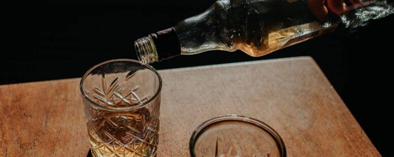 Secretaria de Saúde do Ceará já descartou sete casos suspeitos de adulteração de bebidas com metanol. Uma morte em Juazeiro do Norte continua sob investigação