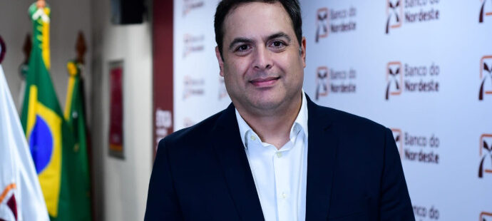 Paulo Câmara deixa a presidência do Banco do Nordeste, mas pode retornar ao cargo em janeiro de 2026