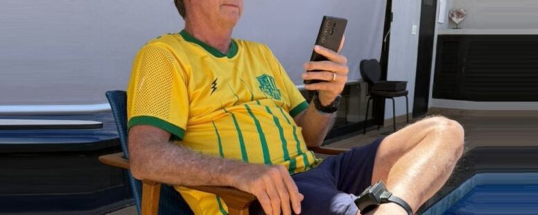 Defesa de Jair Bolsonaro apresenta embargos para tentar reduzir pena de 27 anos. Ex-presidente enfrenta quadro depressivo com possibilidade de prisão no sistema penal