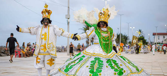 Prefeitura de Fortaleza abre inscrições para Edital de Apoio aos Blocos e Agremiações do Carnaval de 2026