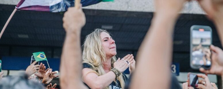 De volta a Fortaleza, Luizianne Lins afirma que ida a missão humanitária em Gaza se justifica pela defesa radical dos direitos humanos