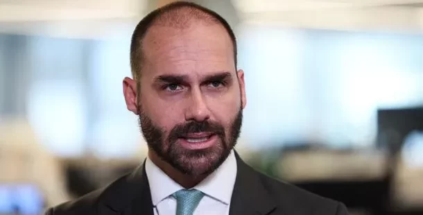 STF já tem maioria para tornar Eduardo Bolsonaro réu por ameaçar ministros e articular sanções dos EUA contra o Brasil