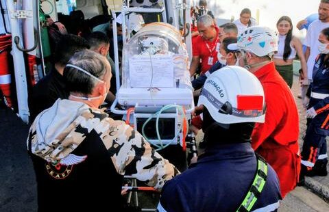 Após incêndio em subestação de energia do Hospital César Cals, Secretaria de Saúde do Estado transfere todos os pacientes para outras unidades da Capital. Não houve feridos