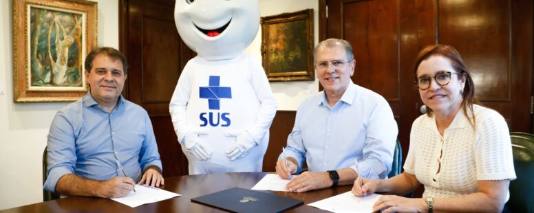 Prefeitura de Fortaleza recebe 82 aparelhos de eletrocardiograma da Unifor para equipar postos de saúde e zerar filas de exames