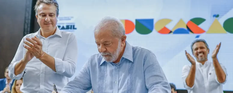 Presidente Lula faz entrega de carteiras nacionais a professores no Centro de Eventos e inaugura novo Polo Automotivo do Ceará em Horizonte nesta quarta-feira