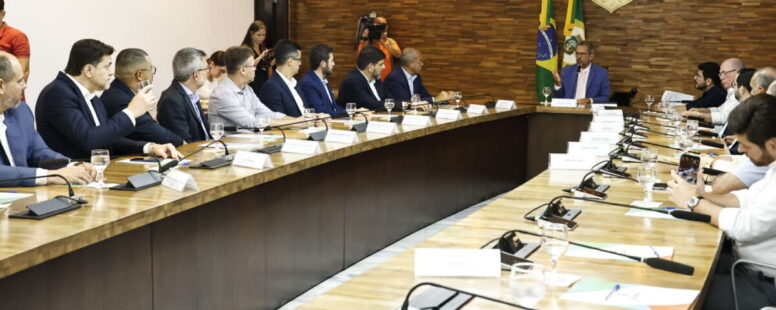 Governo do Ceará anuncia início das obras de mais de 1.400 km de linhas de transmissão de energia