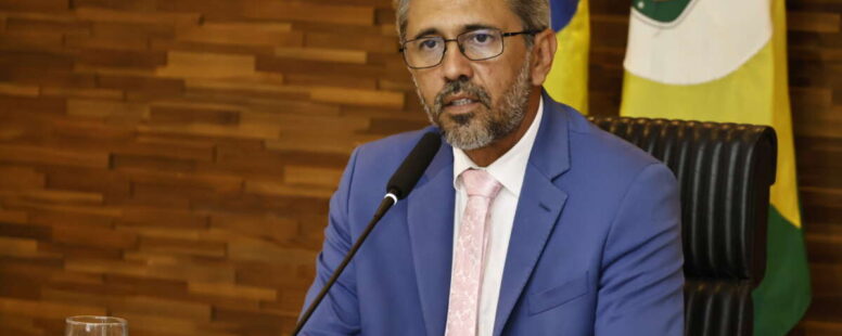 Governador Elmano de Freitas lança programa de crédito sem juros nesta quinta-feira no Palácio da Abolição