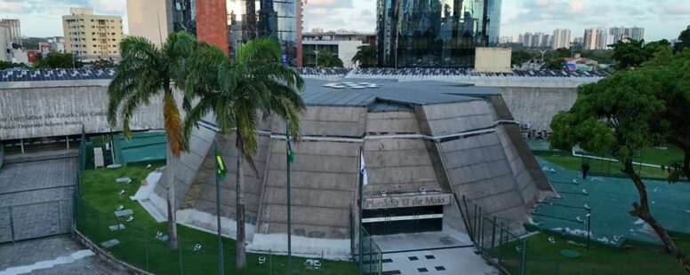 Assembleia Legislativa do Ceará homenageia trajetórias de deputados estaduais com mais de 25 anos de mandato nesta terça-feira