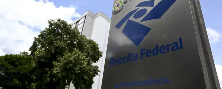 Governo Federal desmente notícia falsa sobre taxação de transações financeiras. Movimentações de mais de R$ 5 mil não serão tributadas