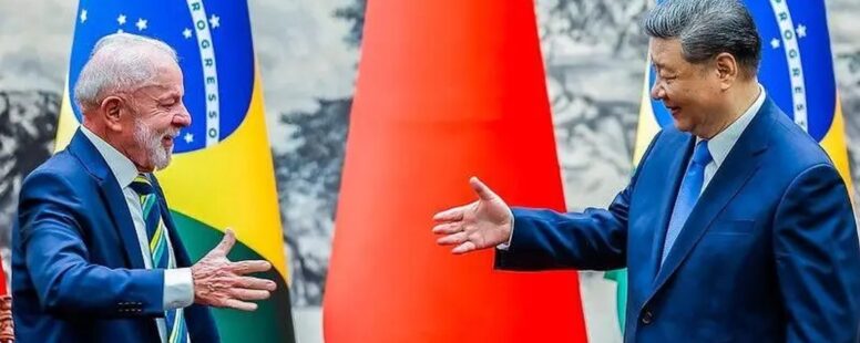Em ligação com Lula, Xi Jinping diz que Brasil e China devem proteger o Sul Global e fortalecer papel da ONU
