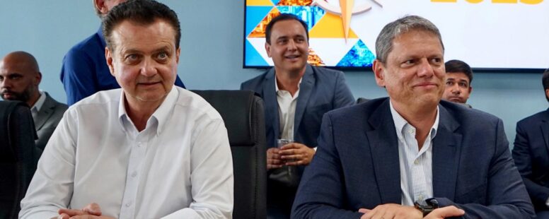 Apos visita de Tarcísio de Freitas a Bolsonaro, Gilberto Kassab dispara: “Uma coisa é gratidão, outra coisa é submissão”