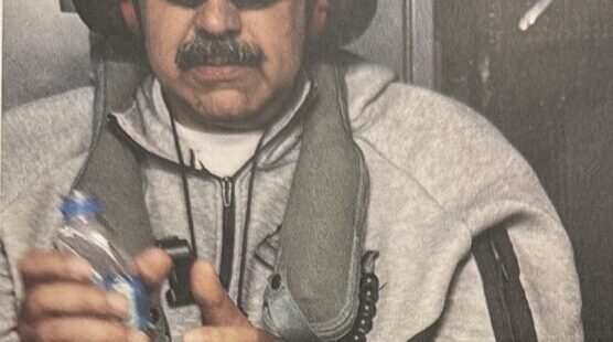 Com queda de Maduro, Trump diz que vai governar Venezuela por tempo indeterminado e controlar petróleo do País. Lula repudia invasão e cobra intermediação da ONU