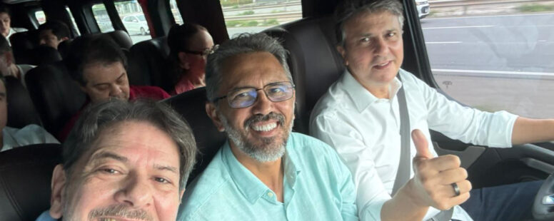 Em entrega de novas escolas de tempo integral, Elmano mostra força política ao lado de Camilo Santana, Cid Gomes, Romeu Aldigueri e Evandro Leitão