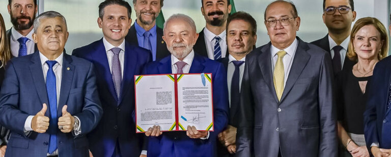 Lula sanciona Lei Antifacção para combater crime organizado com dois vetos