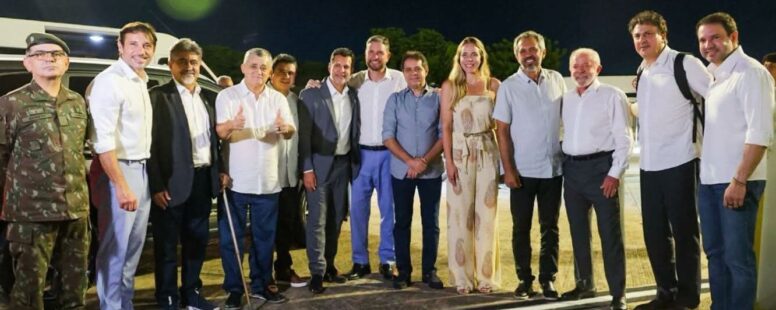 Lula já está em Fortaleza para inaugurar obras no campus do ITA e comemorar dois anos do Programa Pé-de-Meia