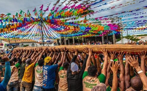 Barbalha anuncia programação da Festa de Santo Antônio que começa com corte do Pau da Bandeira no dia 15 de maio