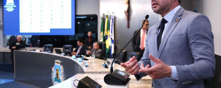 Câmara Municipal de Fortaleza lança programa que vai eleger 24 estudantes para simular mandato de vereadores