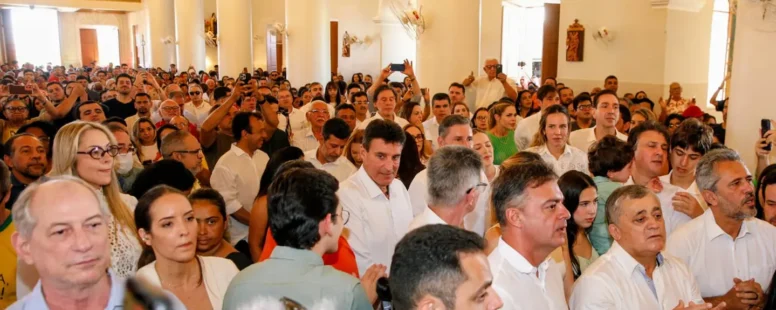 Missa de Santo Antônio em Barbalha reuniu governistas e oposição em clima de pré-campanha eleitoral