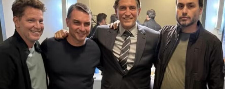 Polícia Civil apura fraude em contrato da Prefeitura de São Paulo e produtora do filme sobre Bolsonaro. É mais um problema na candidatura de Flávio