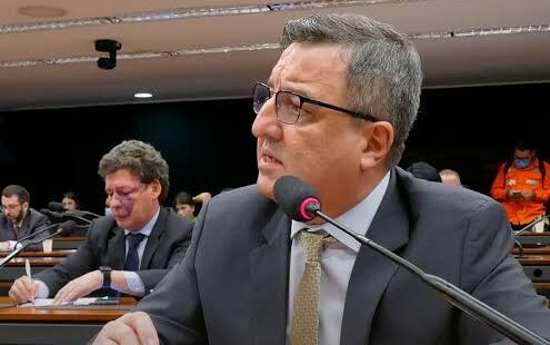 Em audiência na Câmara dos Deputados, Danilo Forte volta a criticar leilão de energia que prevê R$ 10 bilhões em investimentos e cinco mil empregos no Ceará
