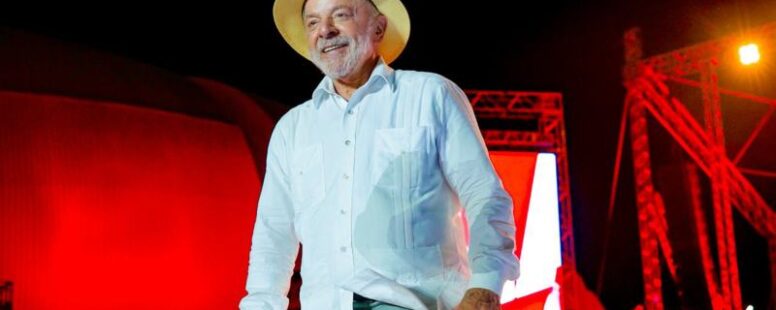 Lula contra-ataca e convoca grandes empresários e banqueiros para jantar em Brasília nesta segunda-feira