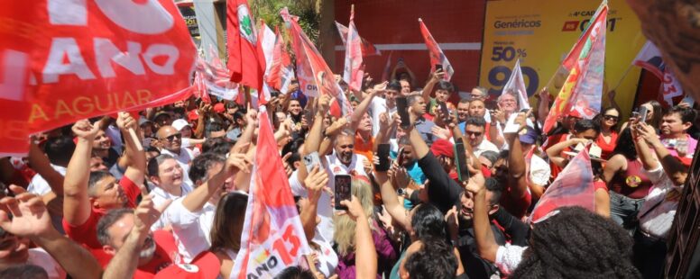 Elmano de Freitas abre campanha rumo à reeleição com maratona em Fortaleza e no interior do Ceará