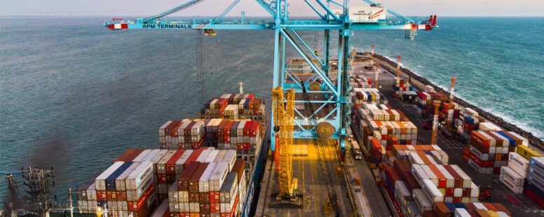Porto do Pecém bate recorde histórico de movimentação de contêineres no mês de agosto