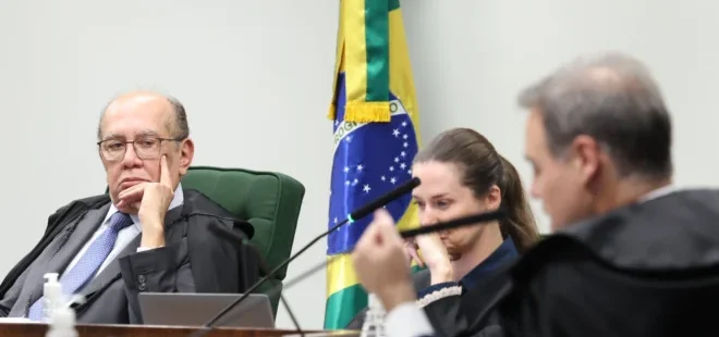 Revelações de sigilo do Caso Master apontam que ministro André Mendonça não avançou em apuração sobre Flávio Bolsonaro. Gilmar cobra que Edson Fachin assuma relatoria do caso