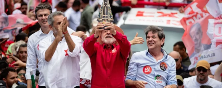 Em Fortaleza, Lula enaltece projetos sociais de sua gestão, defende Nossa Senhora Aparecida como Padroeira do Brasil e se posiciona contra bets e a favor do fim da escala de trabalho 6×1