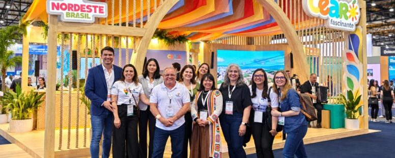 Rota das Falésias amplia mercado, negócios e conectividade aérea. Roadshows, famtour, ABAV Expo 2026 e novo voo da Azul reforçam a promoção do Litoral Leste do Ceará