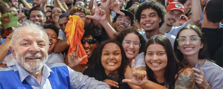 Lula promete ampliar programa Pé-de-Meia para universitários com bolsas de R$ 700 a partir de 2027