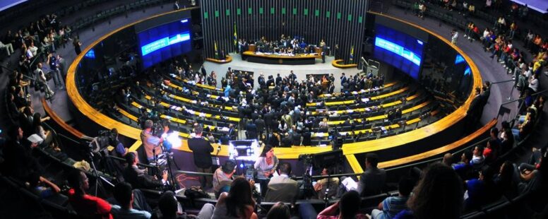 No 1° turno, sete partidos não atingiram a cláusula de barreira e vão ficar sem acesso ao Fundo Partidário no próximo ano