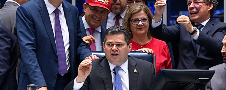 Em vitória do presidente Lula, Senado aprova fim da escala de trabalho 6×1. PEC prevê jornada de 40 horas, dois dias de folga e manutenção dos salários