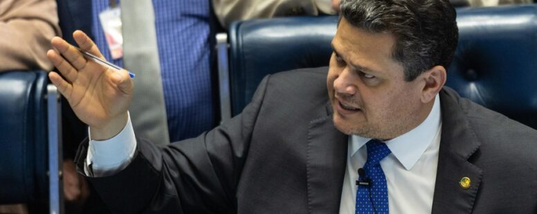Presidente do Senado, Davi Alcolumbre, diz que pode votar proposta do fim da escala de trabalho 6×1 antes do segundo turno das eleições se houver requerimento