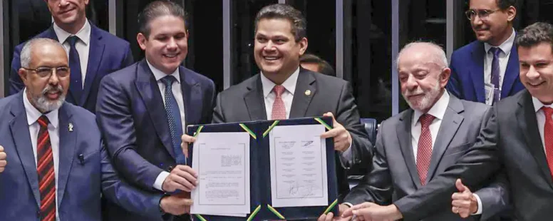 Congresso Nacional promulga fim da escala 6×1 e garante dois dias de folga semanais no Brasil